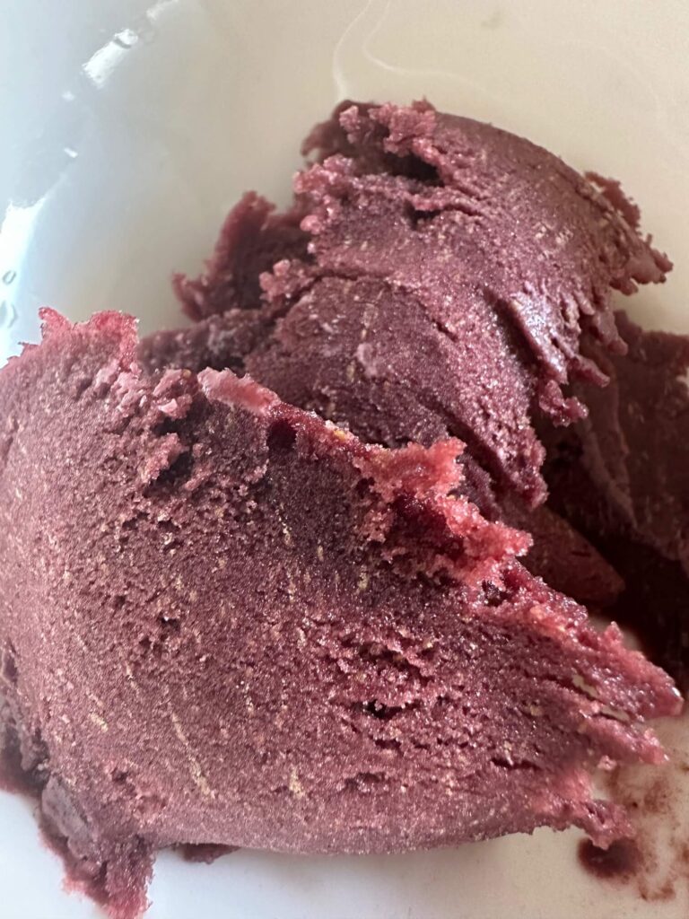 Açaí Bowl Ideas: Why this Super Fruit is Yummy and Nutritious