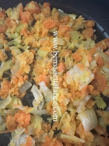 sauteee vegetables with ground meat